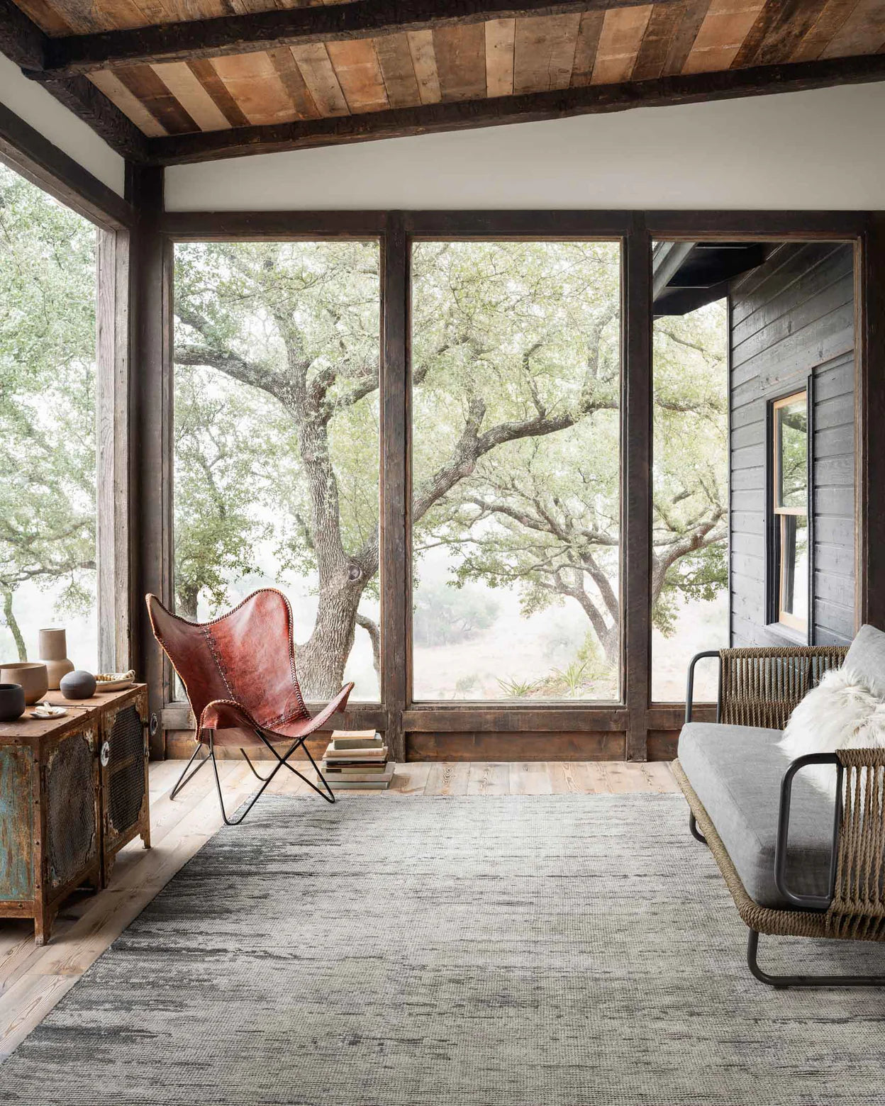 Amara 02 SILVER / DK. GREY