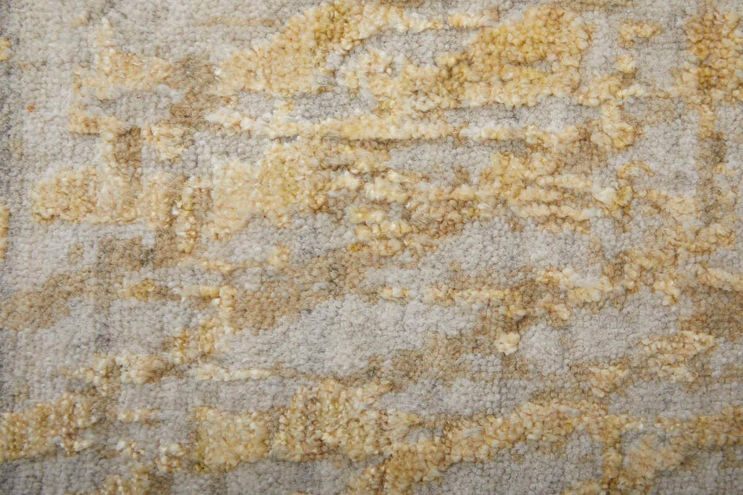 East RF Gold Ivory