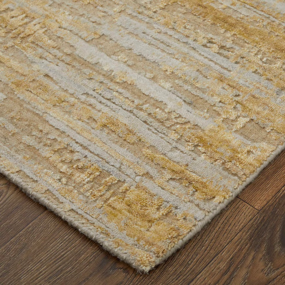 East FQ Gold Ivory