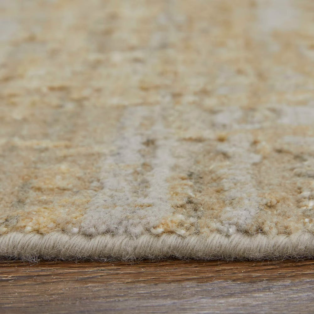 East FQ Gold Ivory