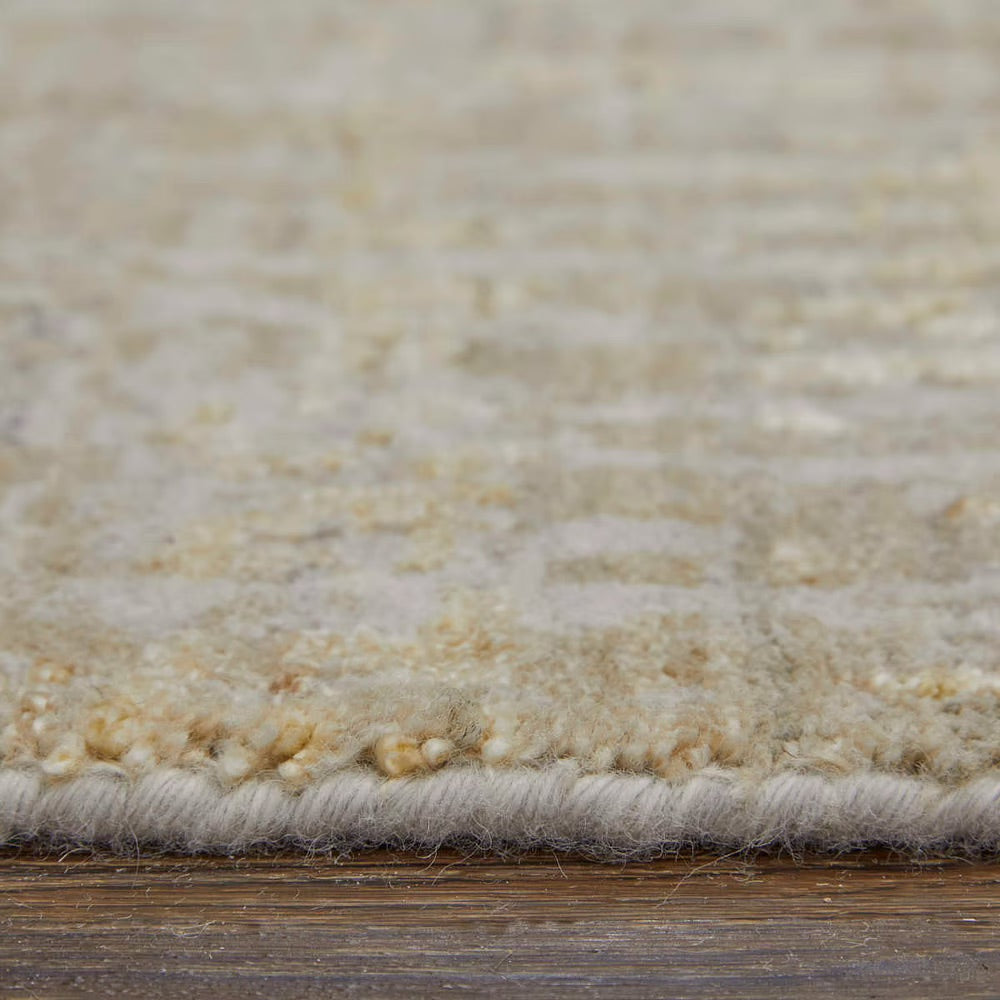 East RF Gold Ivory