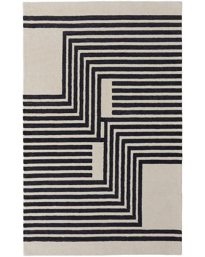 Maguire 00 Ivory/Black