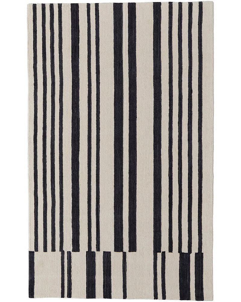 Maguire 01 Ivory/Black